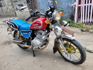 Bajaj CT 125X 2025 Red