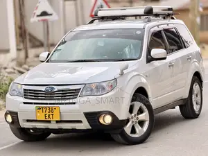 Subaru Forester 2010 White