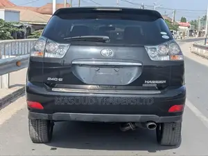 Toyota Harrier 2.4 2011 Black
