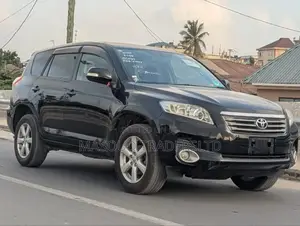 Toyota Vanguard 2009 Black