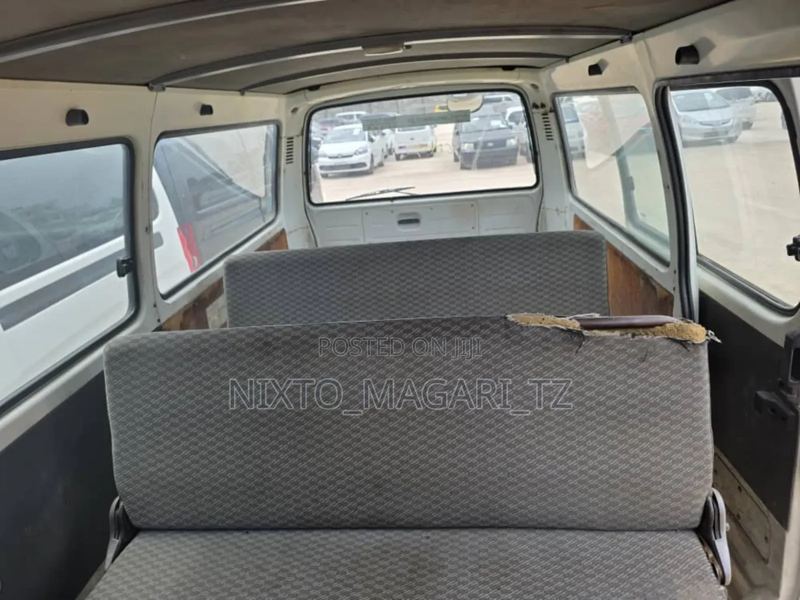 Toyota HiAce 2003 White