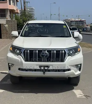 Toyota Land Cruiser Prado 2.8 2020 Pearl