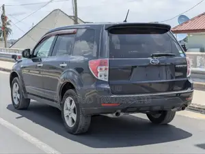 Subaru Forester 2.5XT Limited 2010 Gray