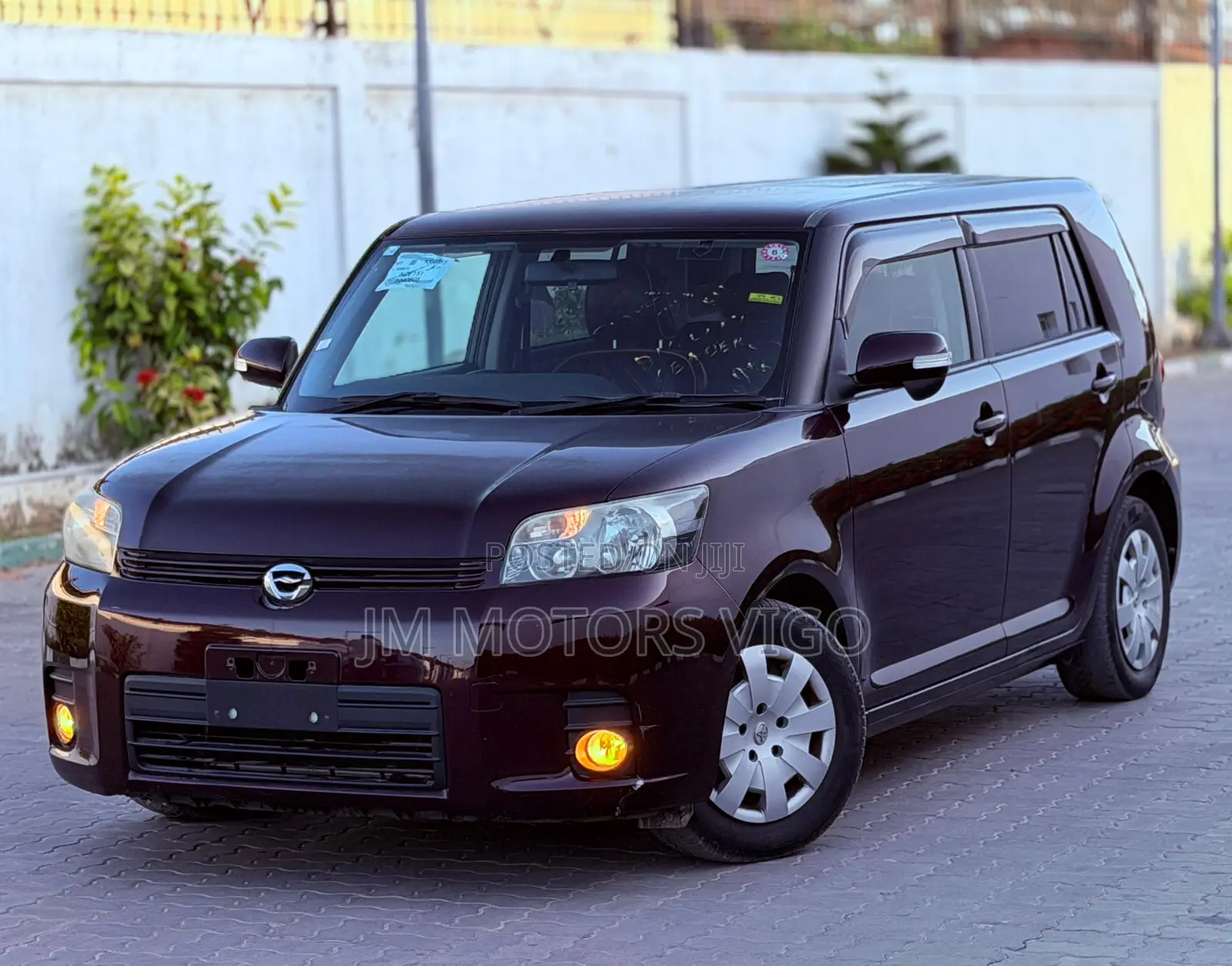 Toyota Corolla Rumion 2009 Burgundy