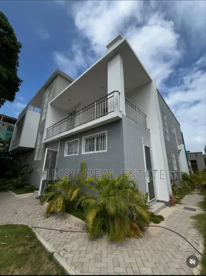 6bdrm House in Oyster Bay for rent