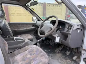 Toyota Townace(Liteace)800kg Unregistered Mpya on Sale.
