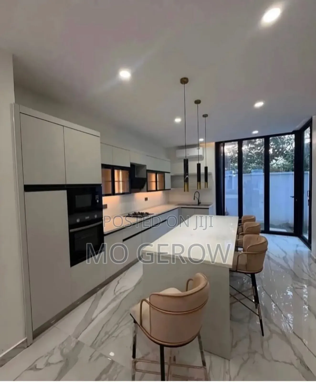 Furnished 5bdrm Villa in Oyster Bay for rent