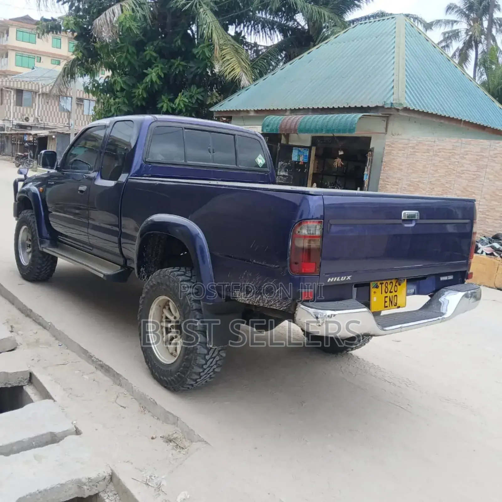 Toyota Hilux 2002 Blue