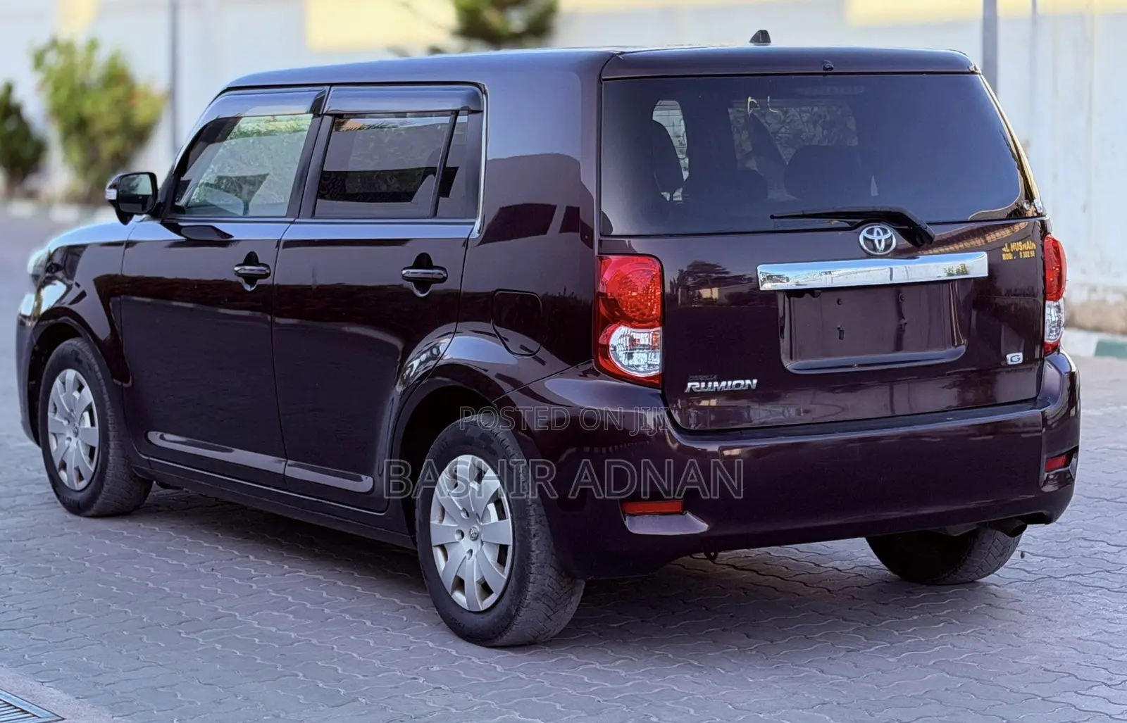 Toyota Corolla Rumion 2009 Brown