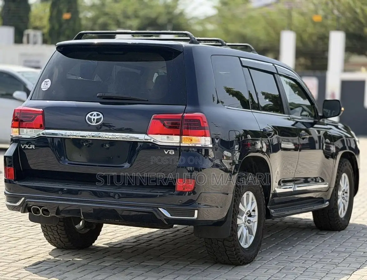 Toyota Land Cruiser 2019 Black
