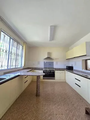 Furnished 3bdrm Villa in Masaki for rent