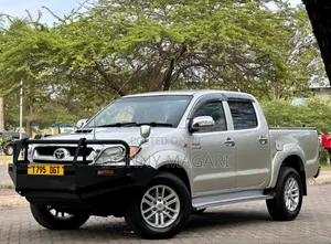 Toyota Hilux 2.0 VVT-i 2011 Silver