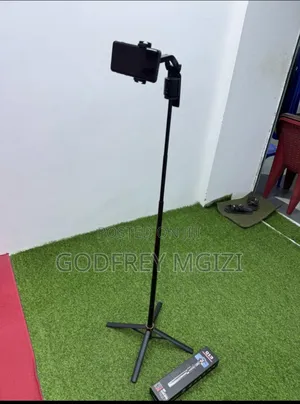 Phone Rotated Stend