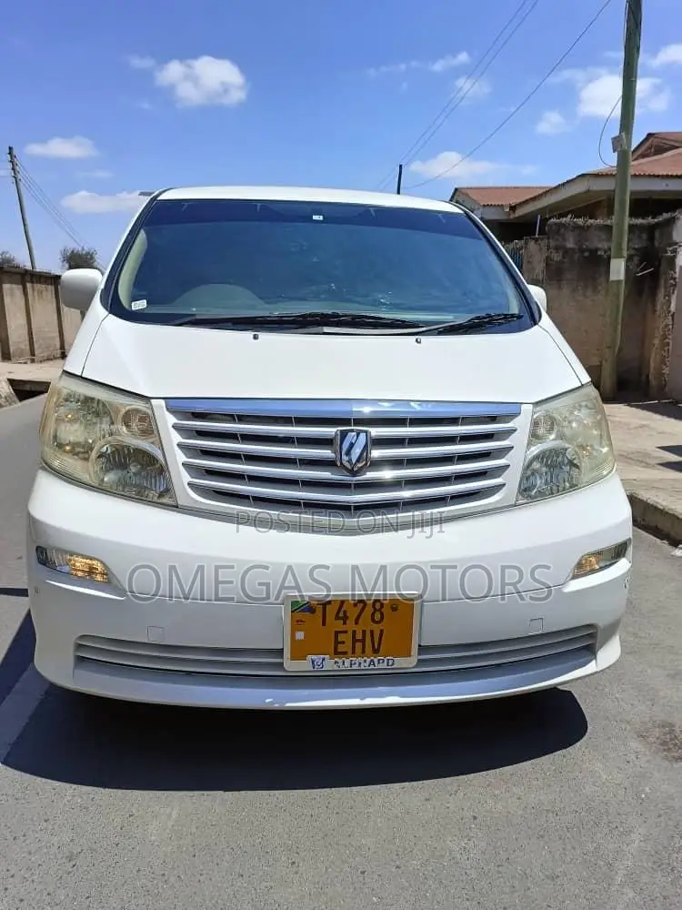 Toyota Alphard 2.4 Petrol FWD 2005 White