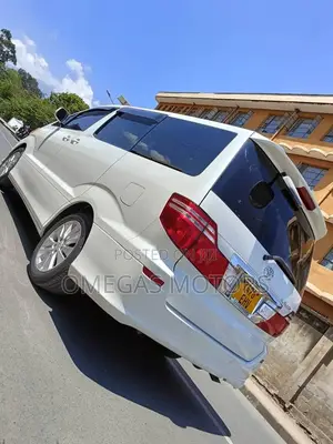 Toyota Alphard 2.4 Petrol FWD 2005 White