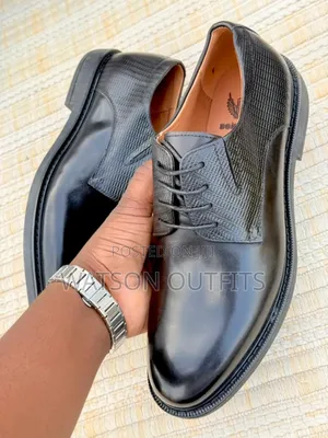 Men's Leather Shoes Consistently Very Trending