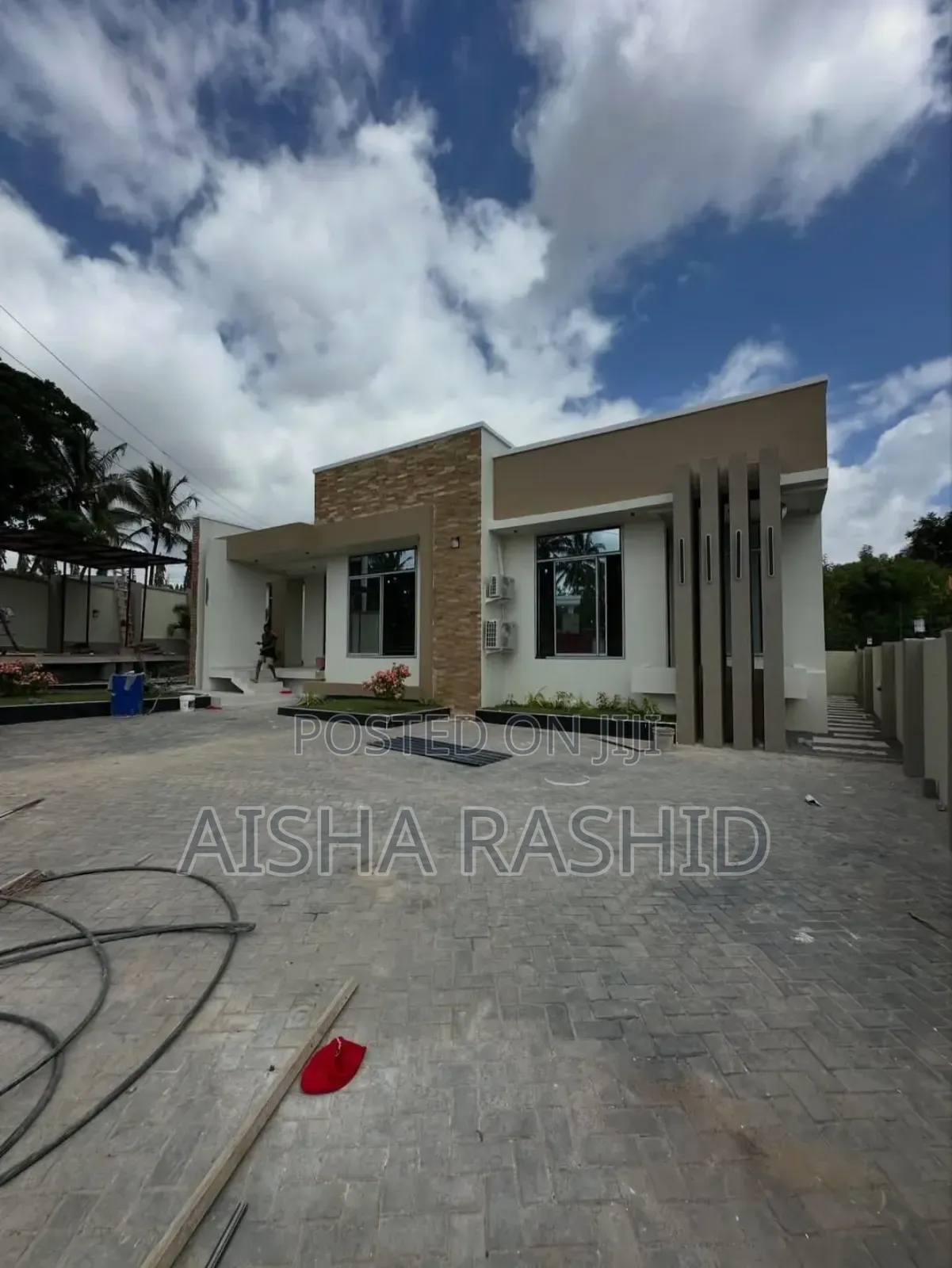 3bdrm House in Goba for sale