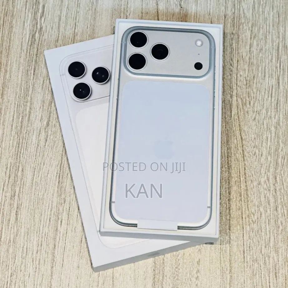 New Apple iPhone 17 Pro Max 256 GB Silver