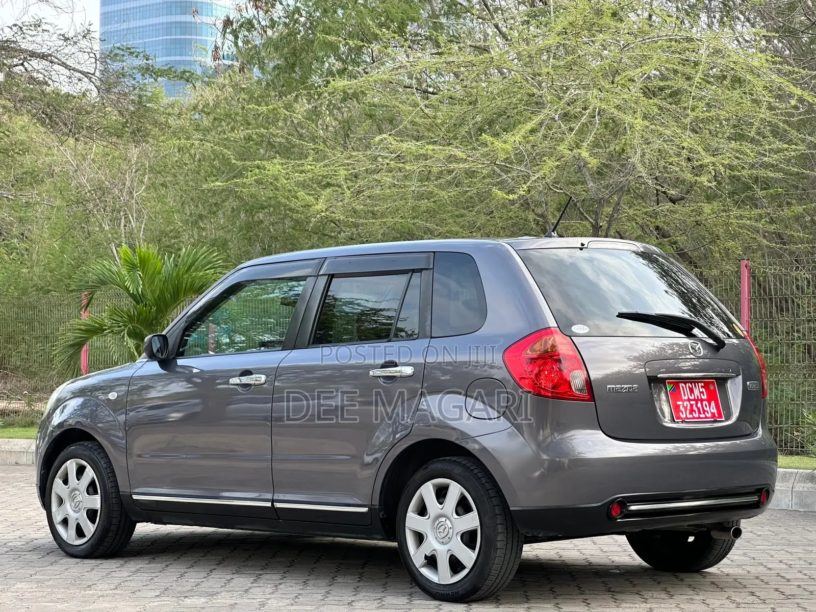 Mazda Verisa 2008 Gray