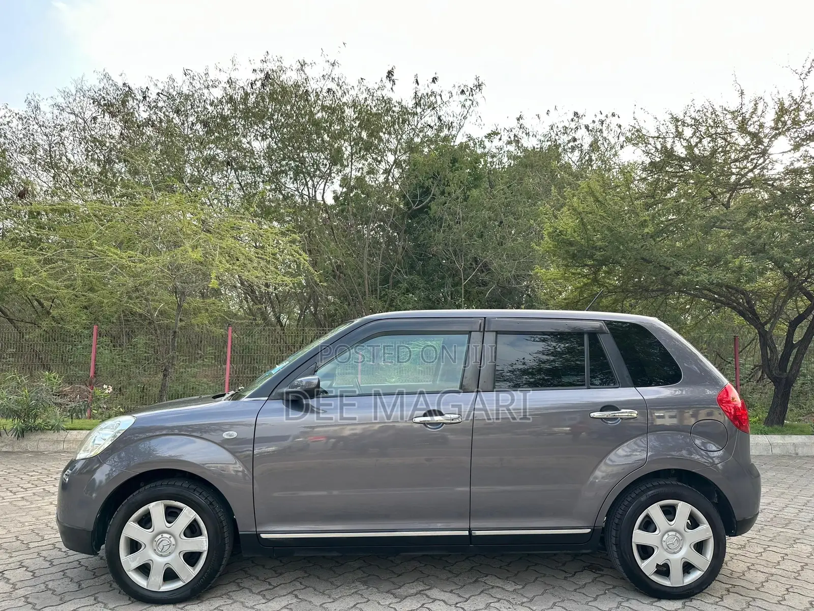 Mazda Verisa 2008 Gray