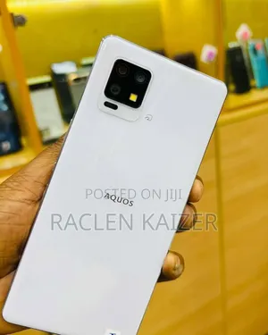Sharp Aquos zero6 128 GB White