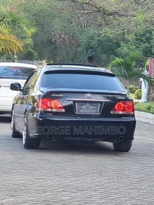 Toyota Crown 2006 Black