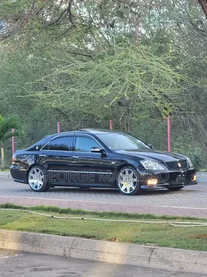 Toyota Crown 2006 Black