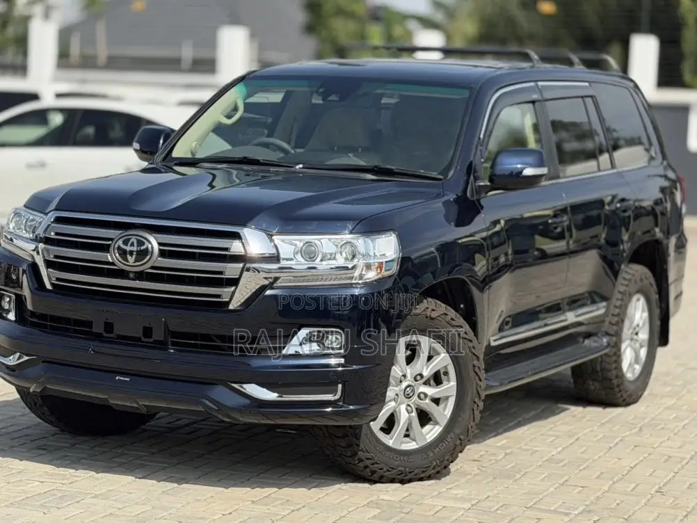 Toyota Land Cruiser 4.5 V8 VXR 2019 Blue