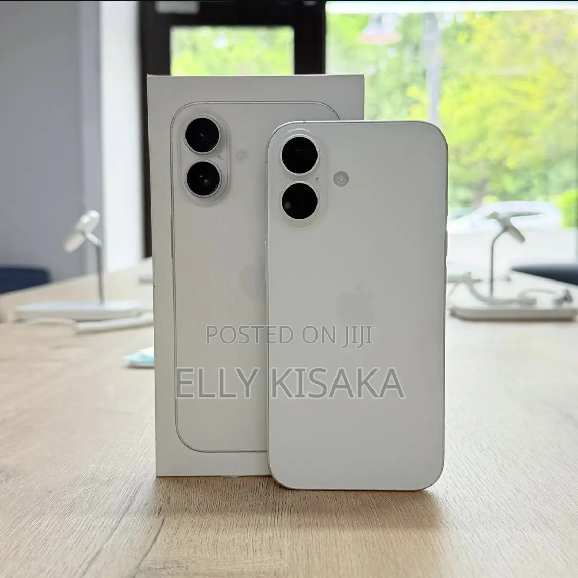 New Apple iPhone 16 128 GB White