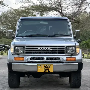 Toyota Land Cruiser Prado 1995 Silver