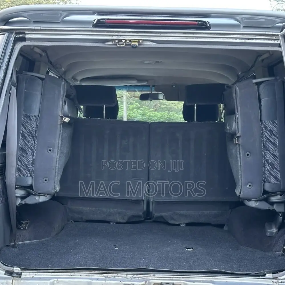 Toyota Land Cruiser Prado 1995 Silver