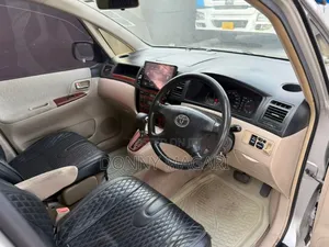 Toyota Corolla Spacio 1.5 X 2005 Gold