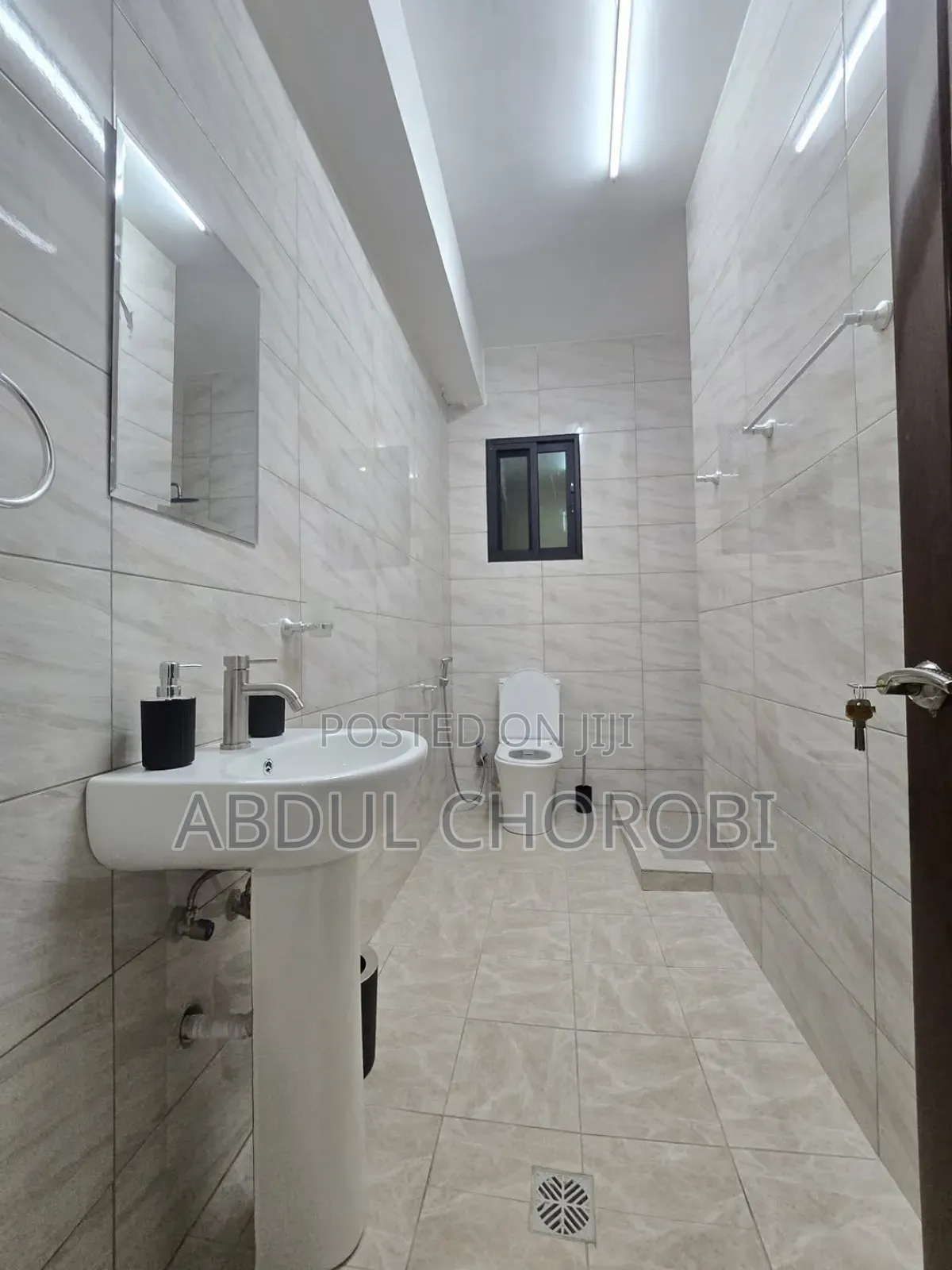 Furnished 3bdrm Apartment in Msasani for sale