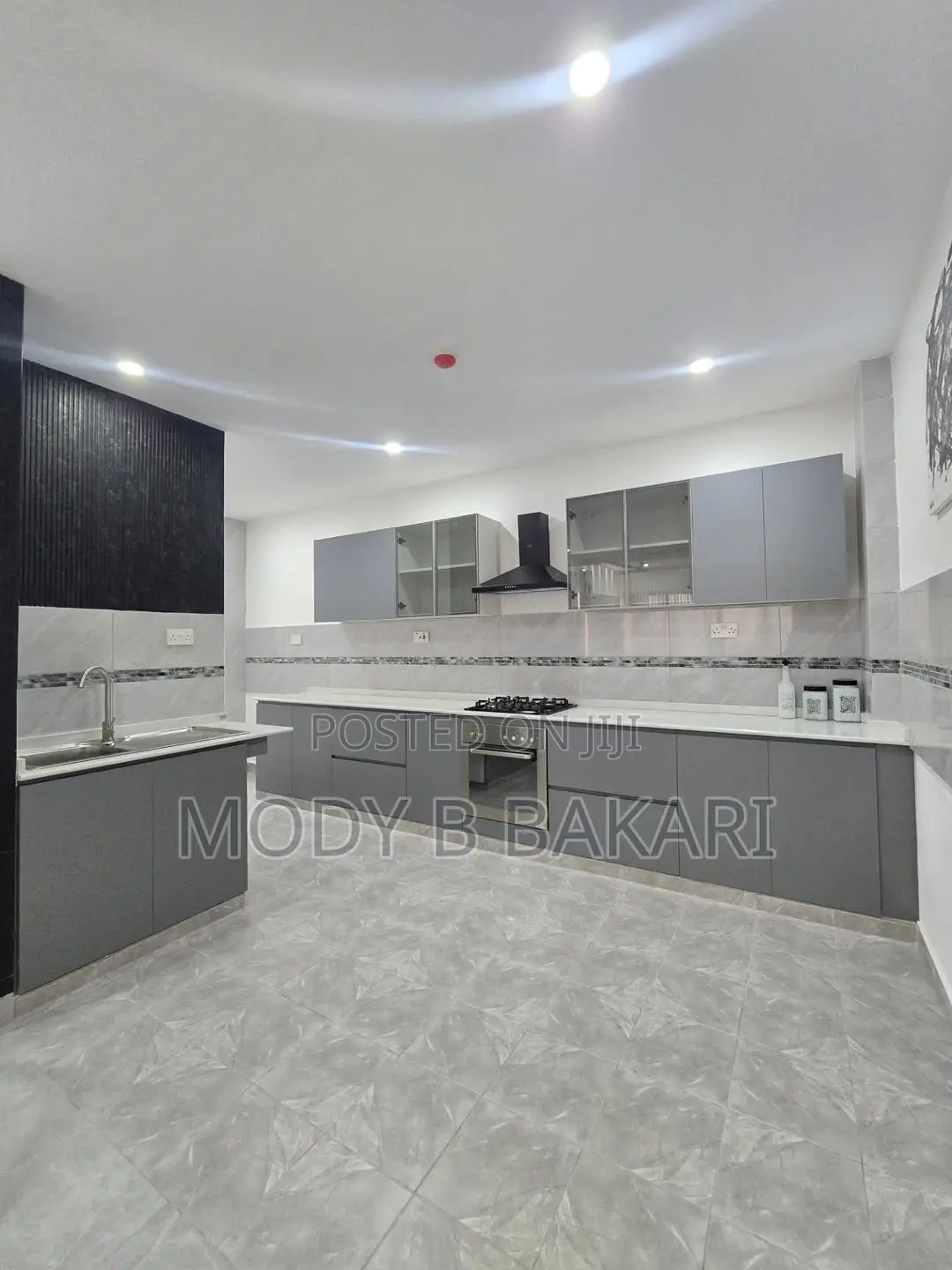 Furnished 3bdrm Apartment in Msasani for sale