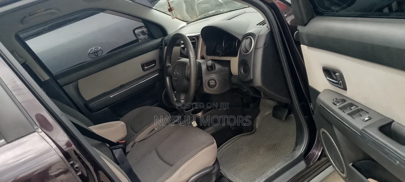 Mazda Verisa 2010 Black