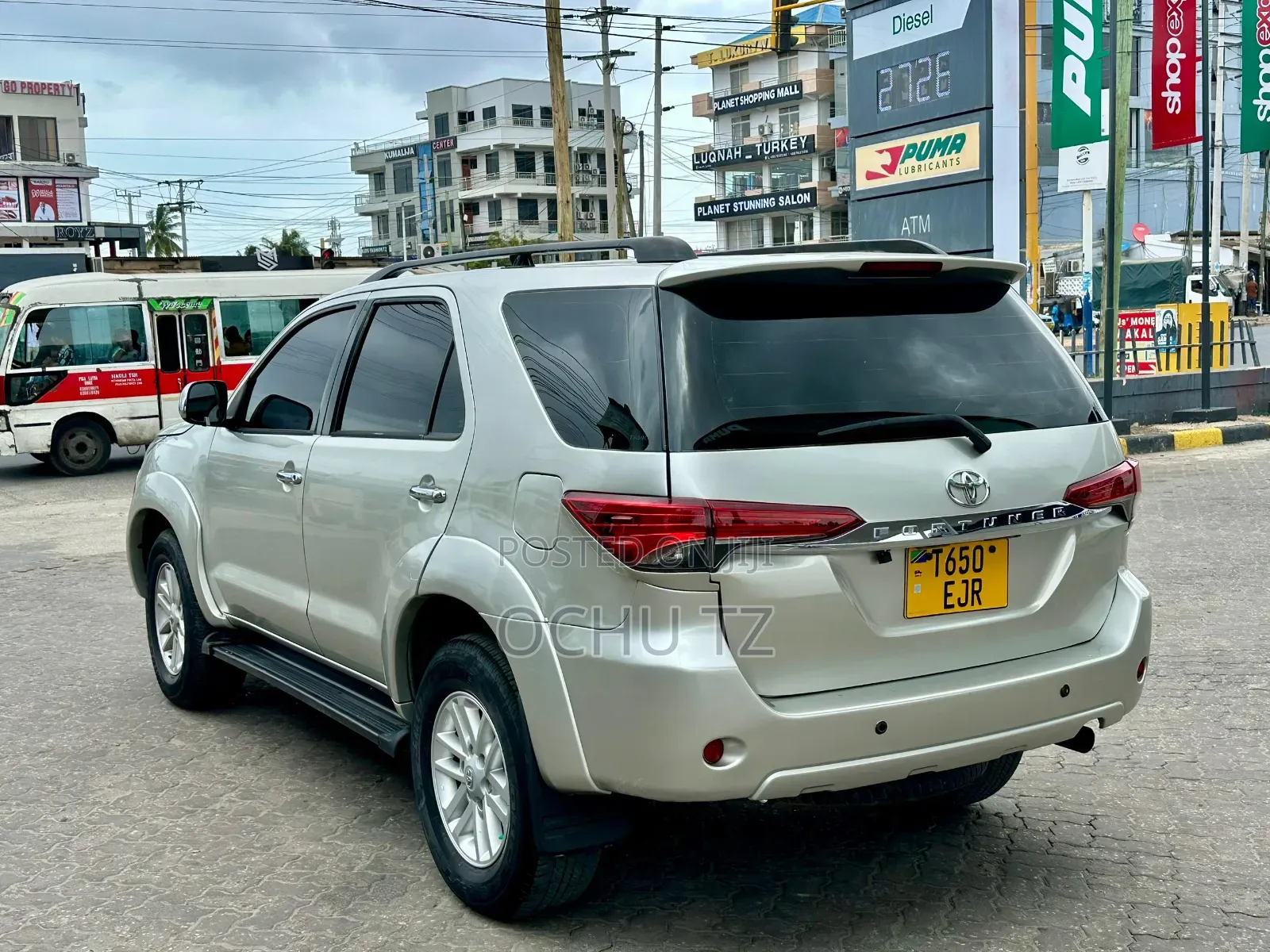 Toyota Fortuner 2005 Silver