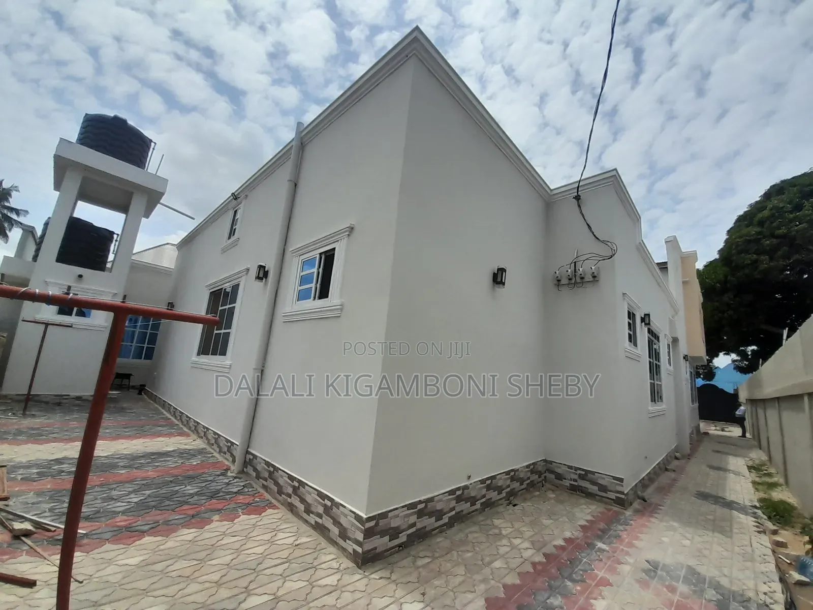 5bdrm House in Kigamboni Kisiwani for sale