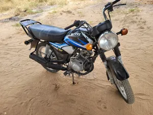 TVS HLX 125 2025 Black