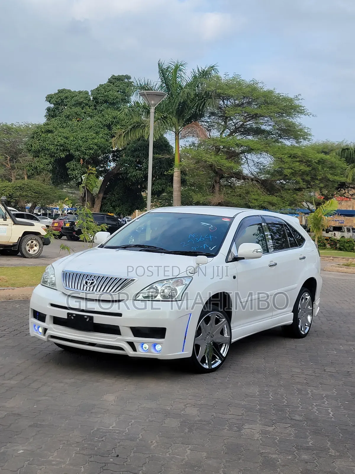 Toyota Harrier 2005 White