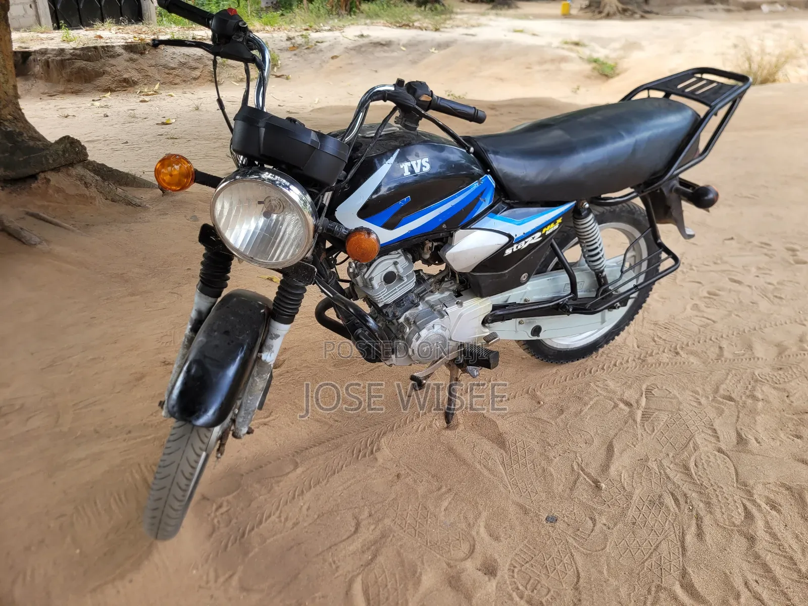 TVS HLX 125 2025 Black