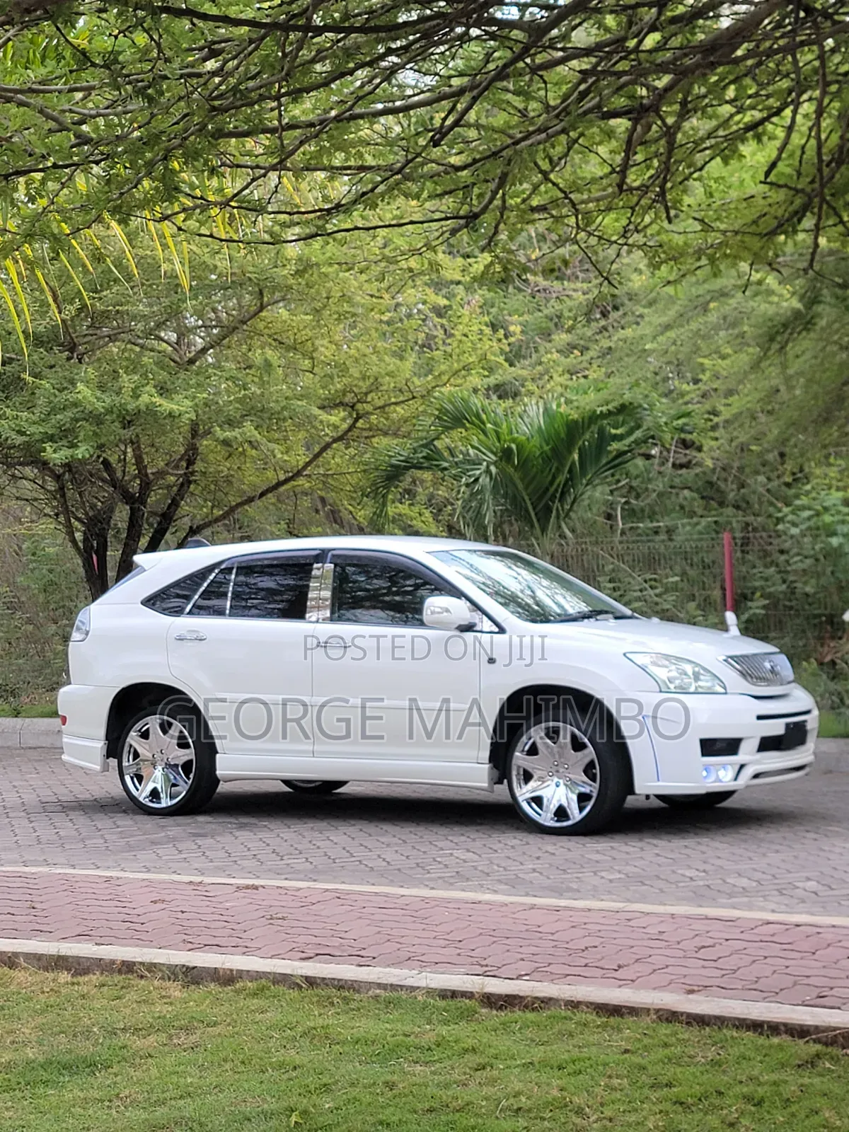 Toyota Harrier 2005 White