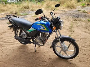TVS HLX 125 2025 Blue