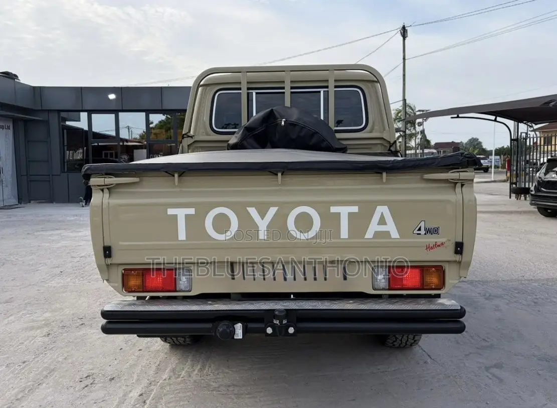 Toyota Land Cruiser 2024 Beige