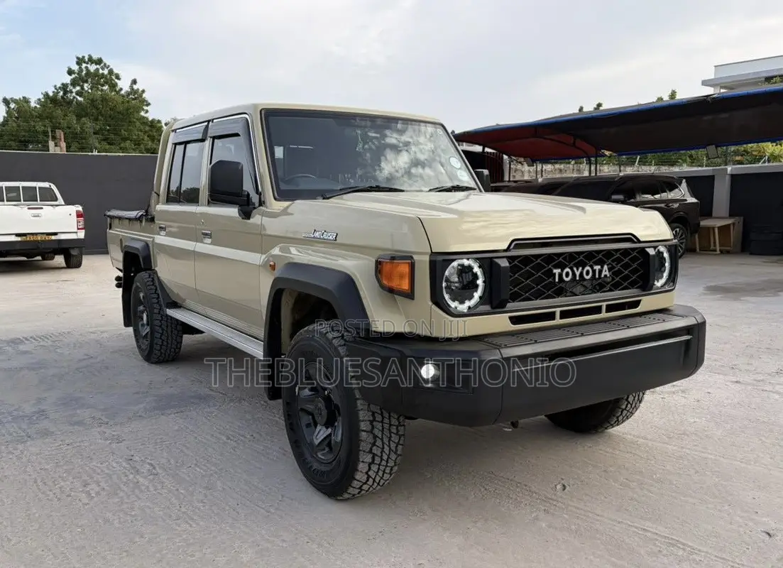 Toyota Land Cruiser 2024 Beige