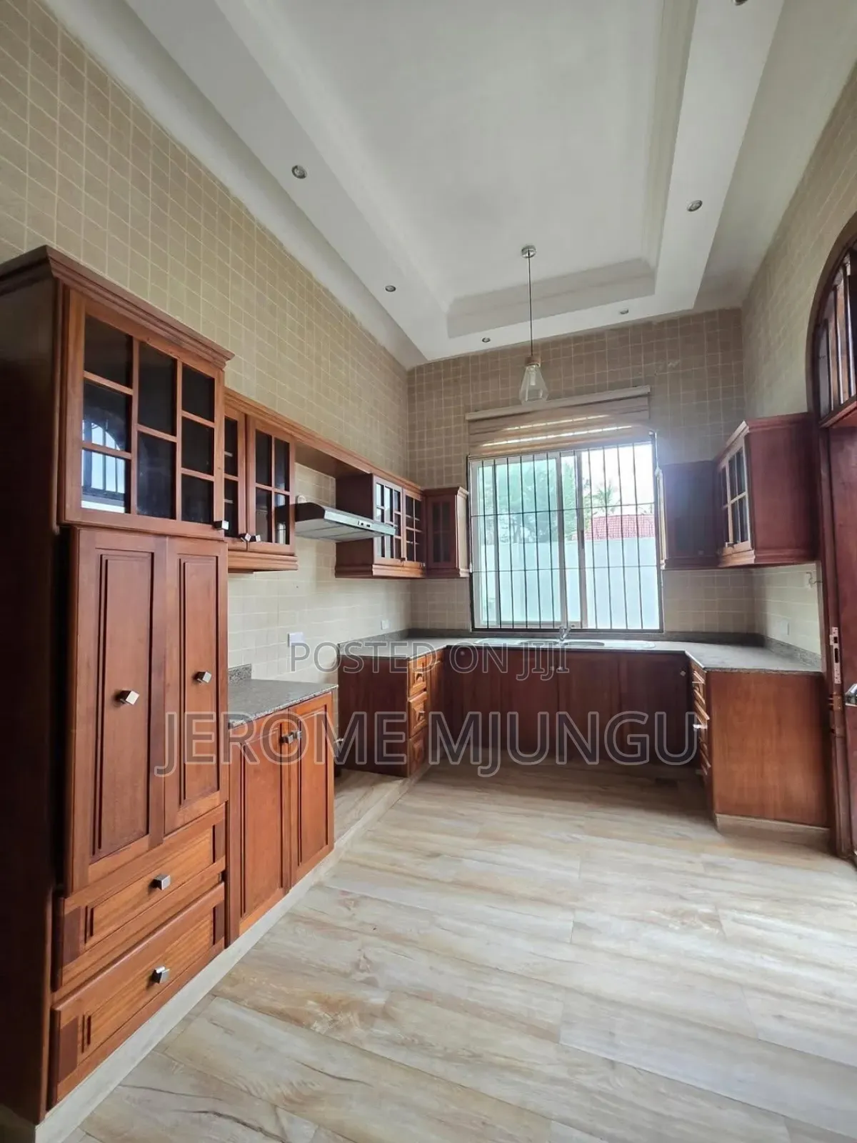 4bdrm Villa in Oyster Bay for rent