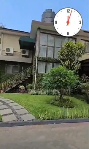 15bdrm House in Mikocheni for sale