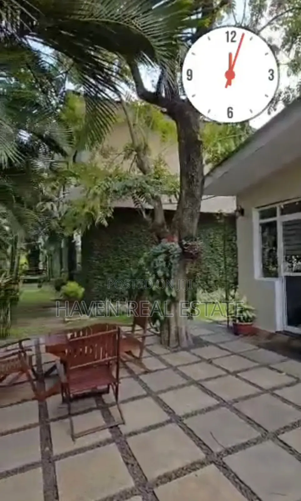 15bdrm House in Mikocheni for sale