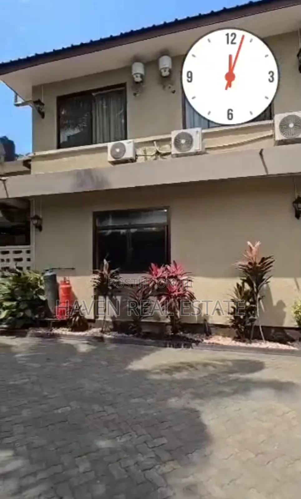 15bdrm House in Mikocheni for sale