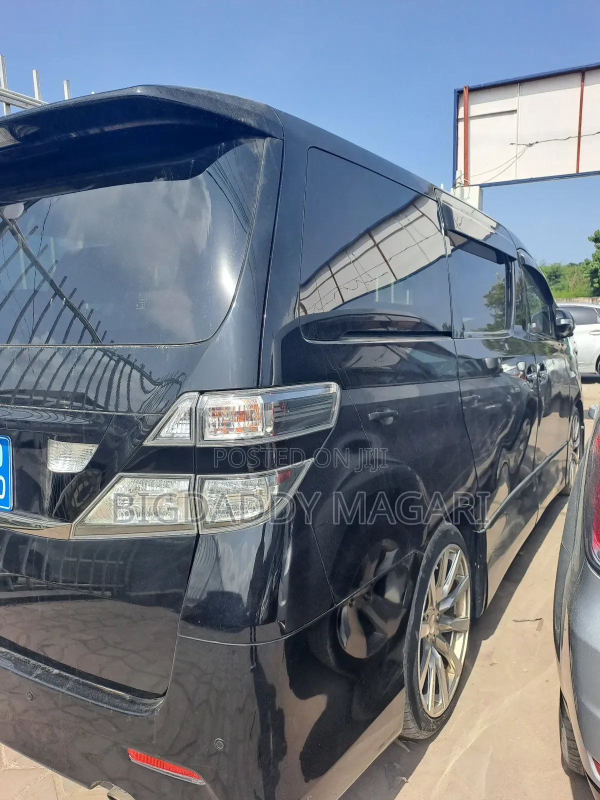 Toyota Vellfire 2009 Black