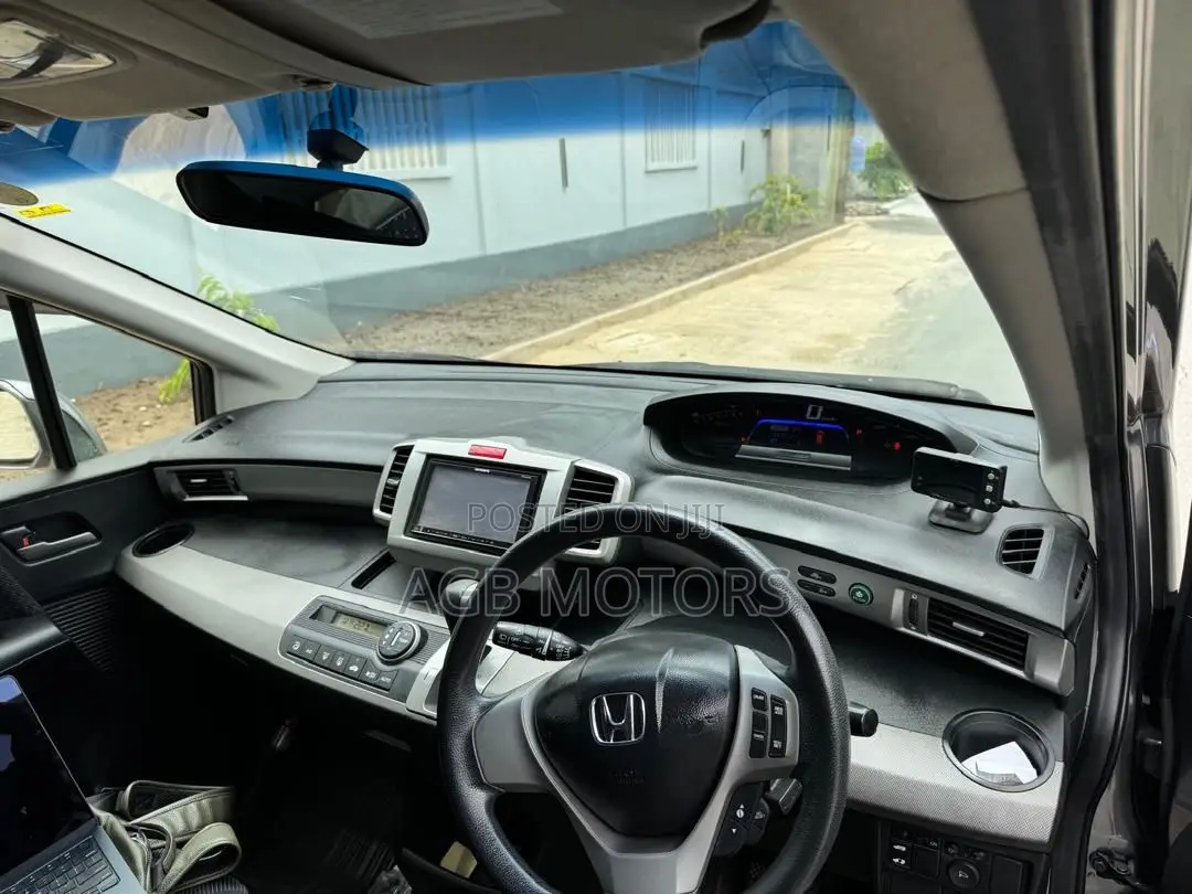 Toyota Vellfire 2011 Black